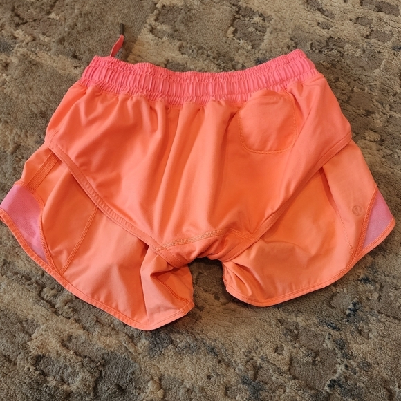 Lululemon Hotty Hot Short (Long), Grapefruit - Picture 7 of 13
